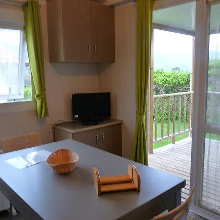 Camping Colombres * كولومبيريز