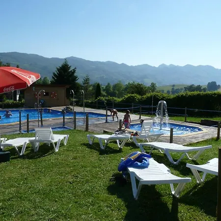 Camping Colombres Kamp alanı Colombres