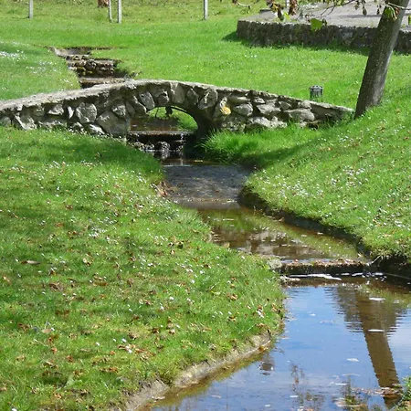 Camping Colombres مكان تخييم