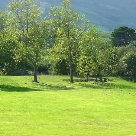 Camping Colombres مكان تخييم